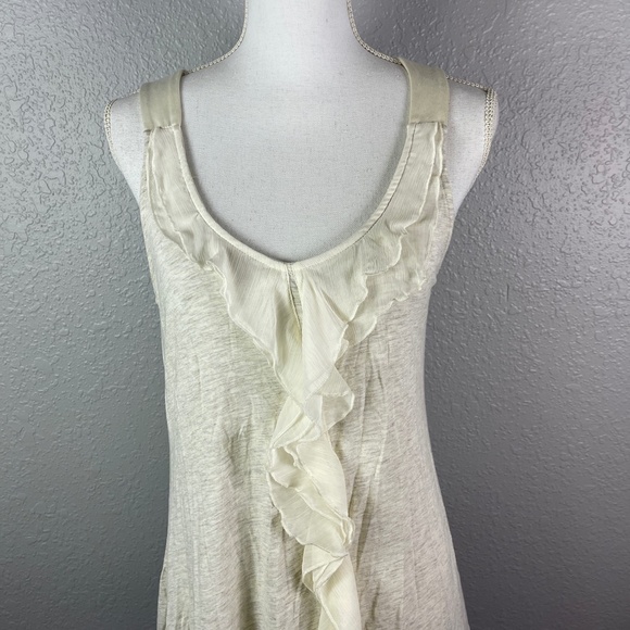 Women's Kenar - off white tank top with ruffle detail size Larg - Picture 3 of 10